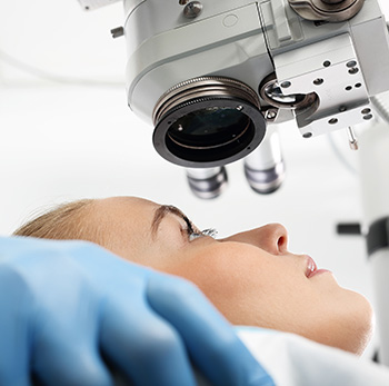 exam eyes vitreous detachment floaters