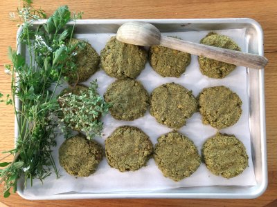 Extra burgers, ready to freeze