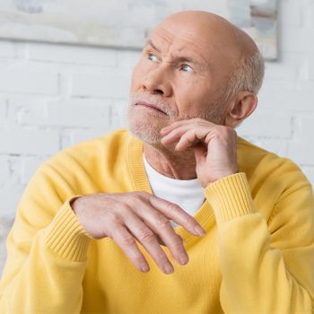 senior citizen has a macular hole 